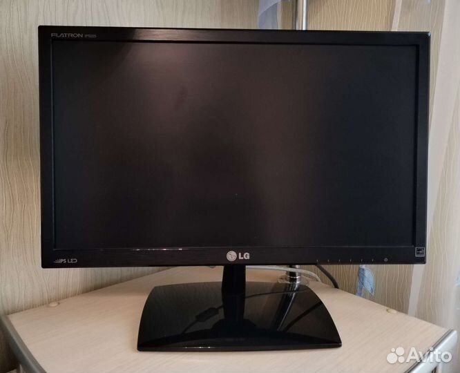 Монитор ЖК 22 LG Flatron ips225t-BN