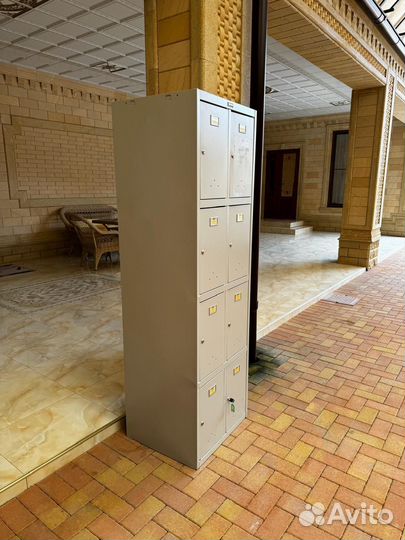 Шкаф металлический для одежды Практик бу