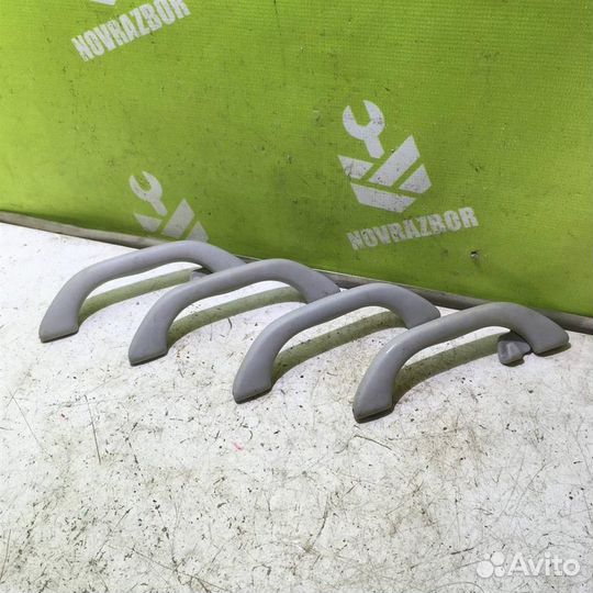 Ручка внутренняя потолочная Фольксваген Пассат Б