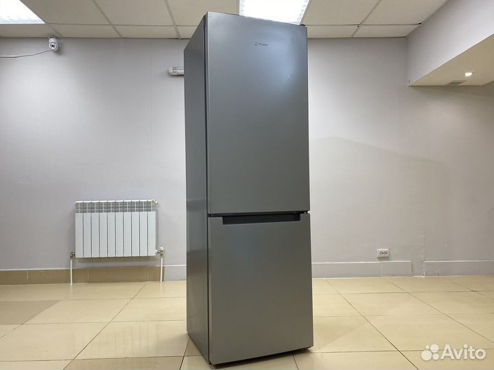 Новый Холодильник Indesit NoFrost / Доставка