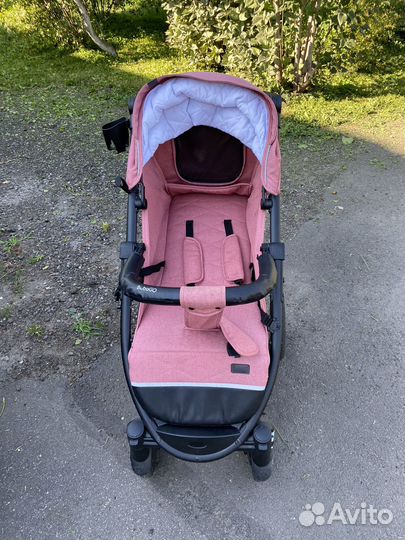 Прогулочная коляска bubago cross