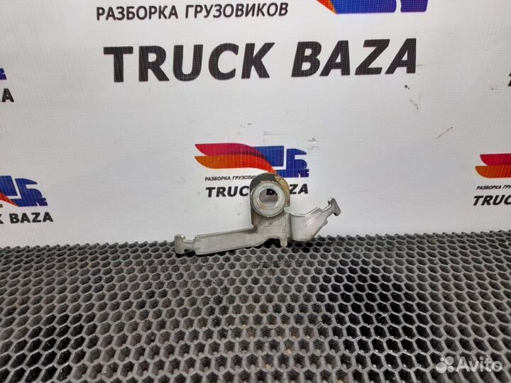 Кронштейн трубок подъёма кабины Volvo FH