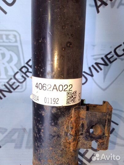 Стойка амортизатор передняя Mitsubishi L200