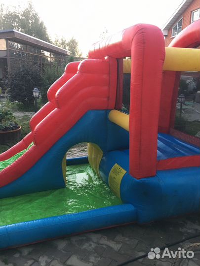 Батут-надувная водная горка