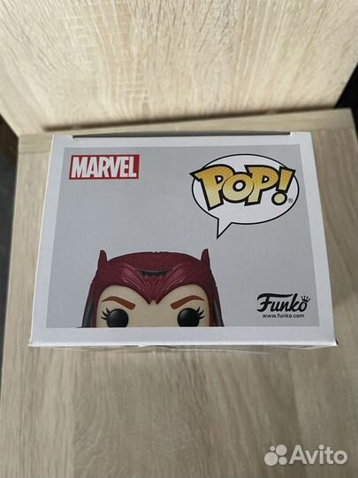 Scarlet Witch 823 Funko Pop