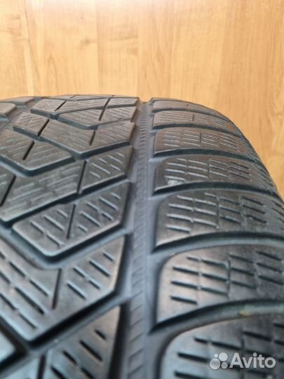 Pirelli Scorpion Winter 255/55 R18