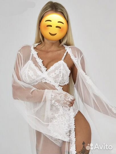 Будуарный халат с поясом, пеньюар