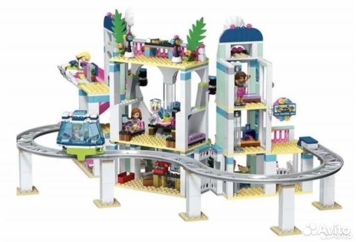 Конструктор Friends Курорт Хартлейк сити 3018