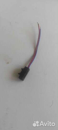 Микропереключатель концевик двери Audi A6 C5