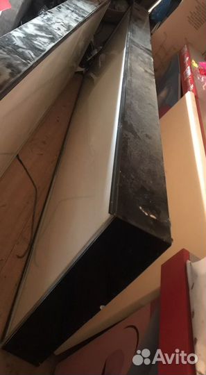 Зеркала, вывеска