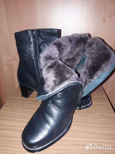 Ботинки женские 39 размер