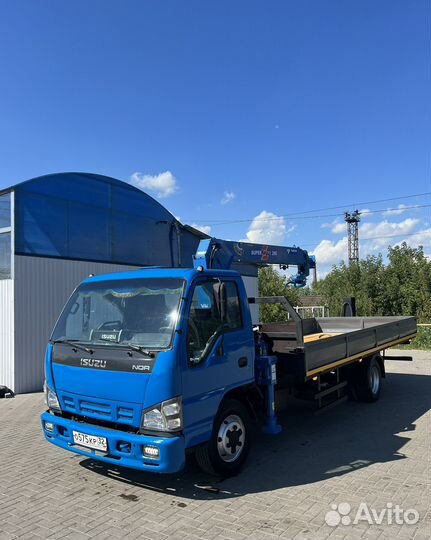 Isuzu NQR75 с КМУ, 2010