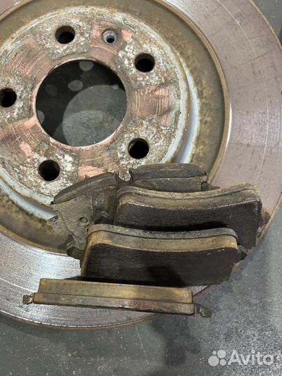 Бу диски и колодки Audi A6/A7