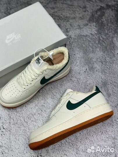 Кроссовки nike AIR force 1 с мехом