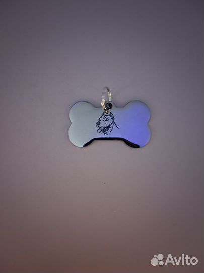 Адресники с гравировкой, шнурки и брелоки