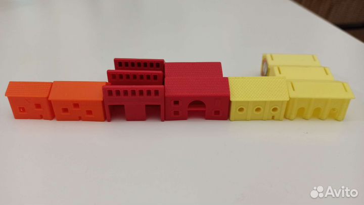 Игрушки фигурки Киндер сюрприз