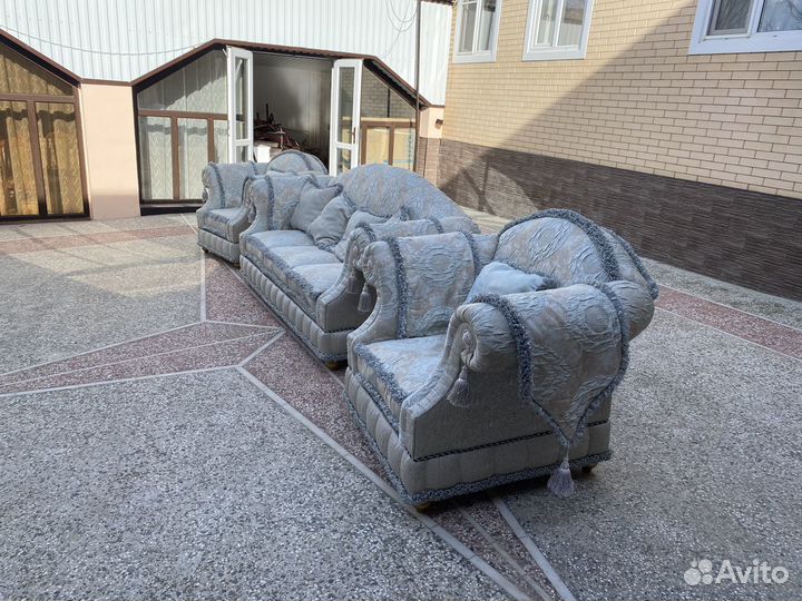 Диван тройка б/у