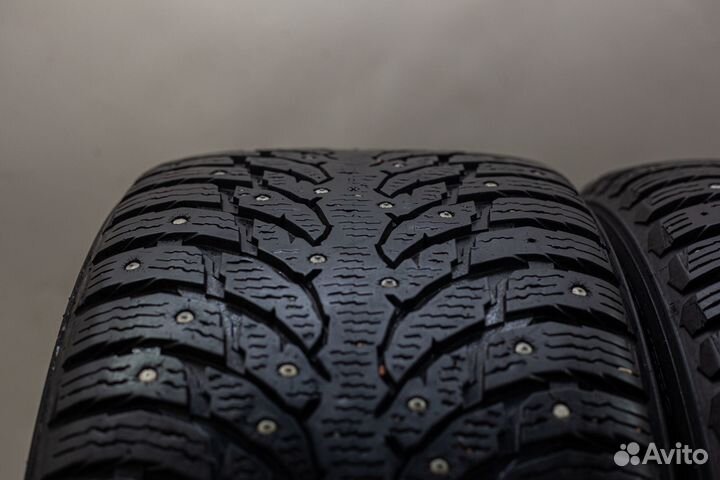 Nokian Tyres Hakkapeliitta 9 SUV 285/40 R21 109T