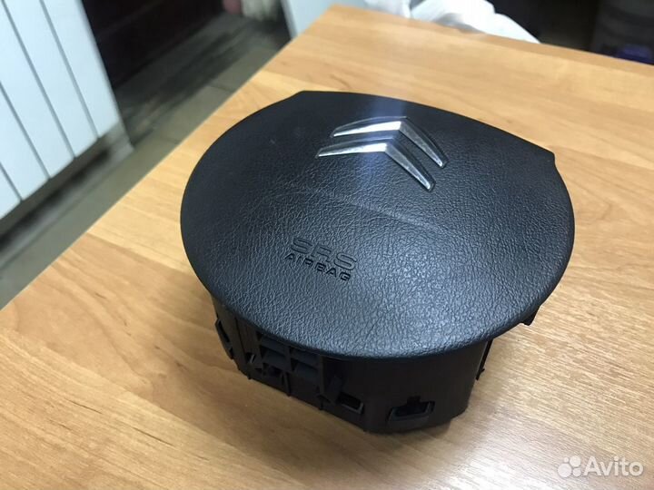 Citroen C4 подушка безопасности в рулевое колесо