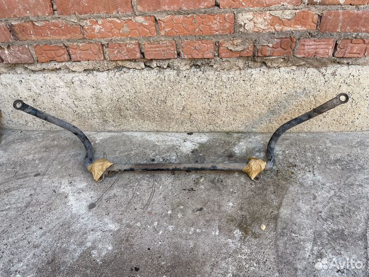 Стабилизатор mitsubishi colt