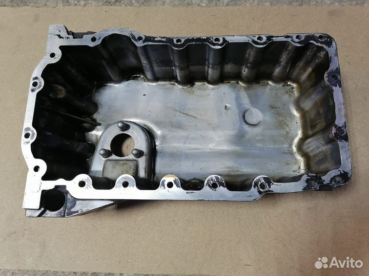 Поддон двигателя масляный Audi, VW, VAG 06F103603