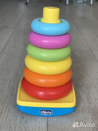 Развивающие игрушки для малышей пакетом