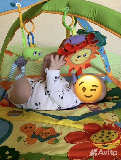 Развивающий коврик 