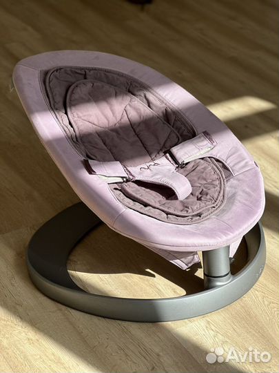 Шезлонг качалка детский Nuna Leaf Curv