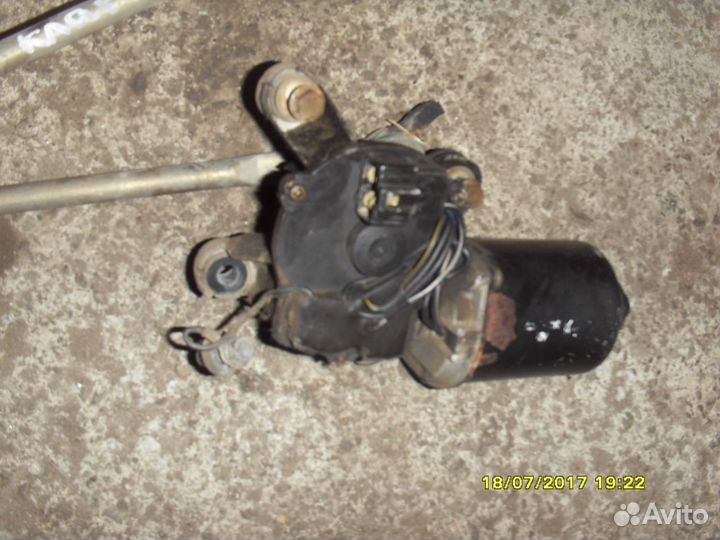 Моторчик стеклоочистителя Киа Кларус / Kia Clarus