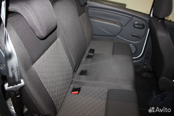LADA Largus 1.6 МТ, 2023