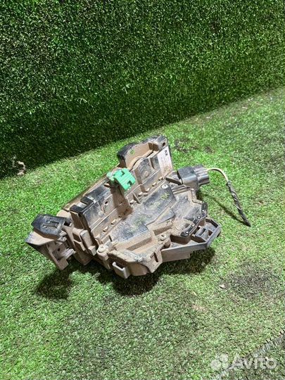 Замок двери задний левый Ford Focus 1 MK1 split