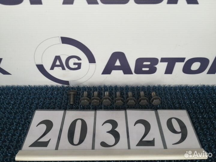 Болты крепления маховика Mazda MPV