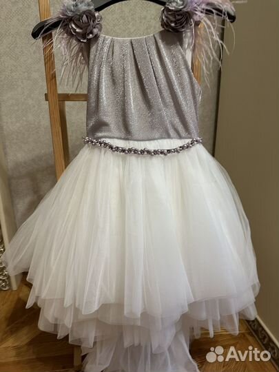 Платье праздничное 122