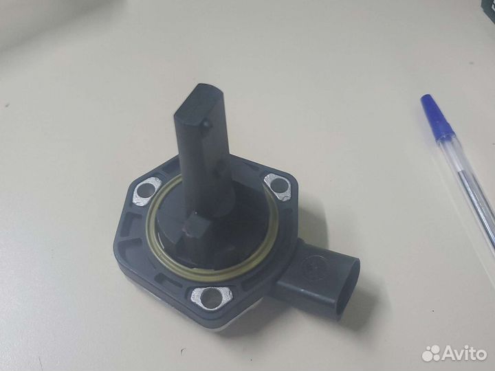 Датчик уровня масла VAG Audi/Skoda/Volkswagen