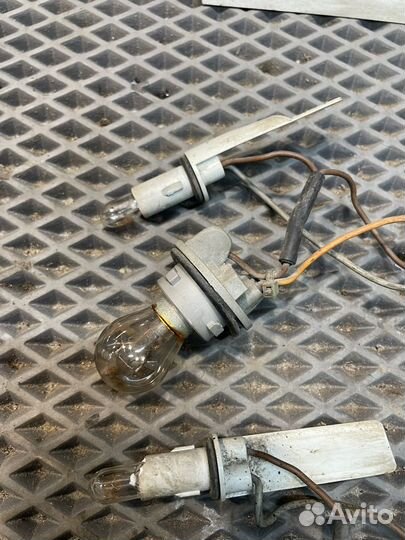 Патрон поворотник+габарит Nissan Primera P12 02г