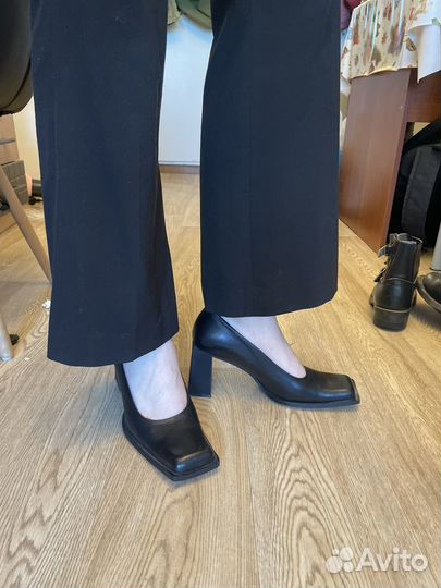 Туфли винтажные кожаные с тупым носом