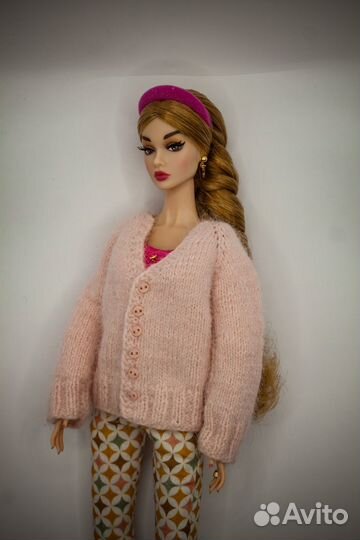 Кофта для Поппи Паркер