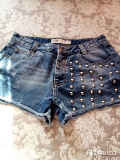 Джинсовые шорты