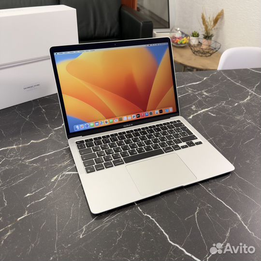 Apple MacBook Air 13 M1 (2020) 8/256gb Silver