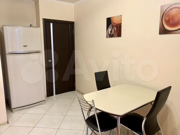 2-к. квартира, 56 м², 13/17 эт.