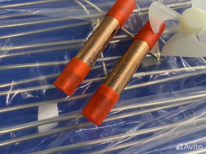 Запчасти для холодильников indesit