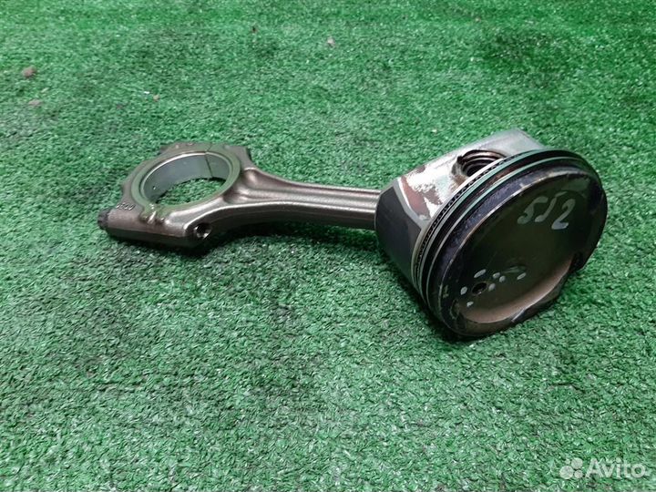 Поршень с шатуном Skoda Fabia 5J