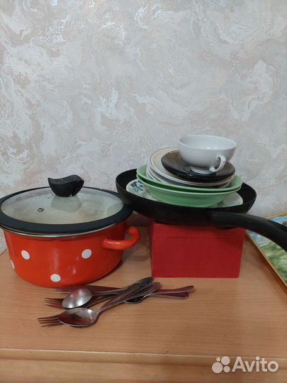 Посуда для дачи, кастрюля, сковорода