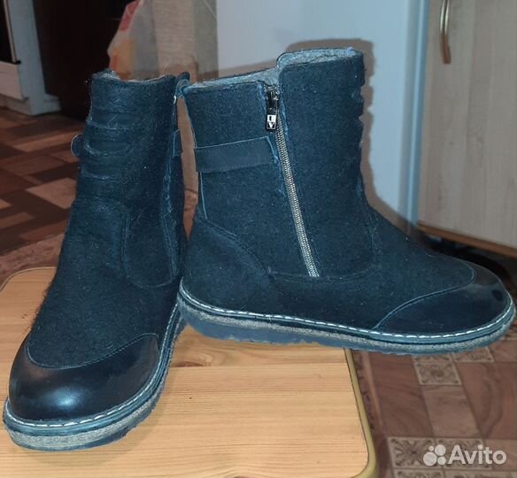 Продаю унты