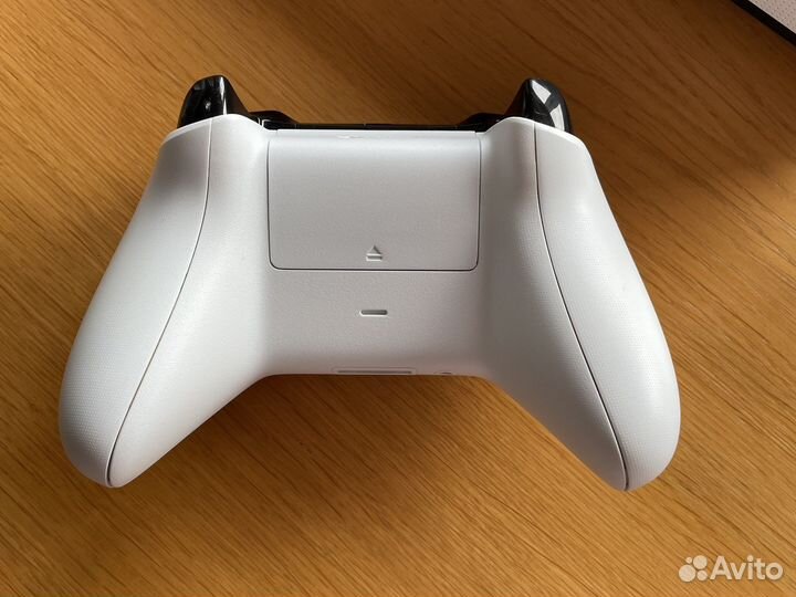 Геймпад xbox One s all digital