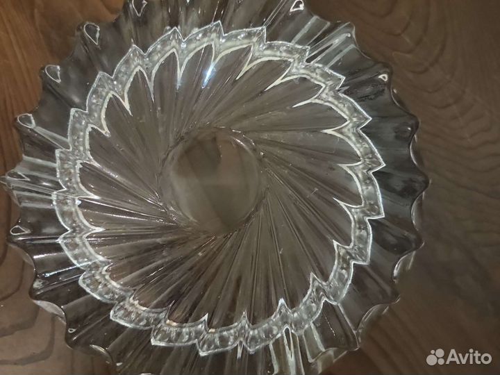 Пепельница хрустальная,новая