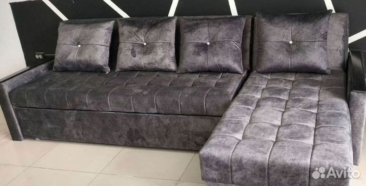 Диван угловой раскладной в наличии