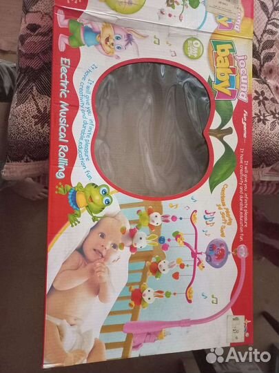 Мобиль на кроватку новый