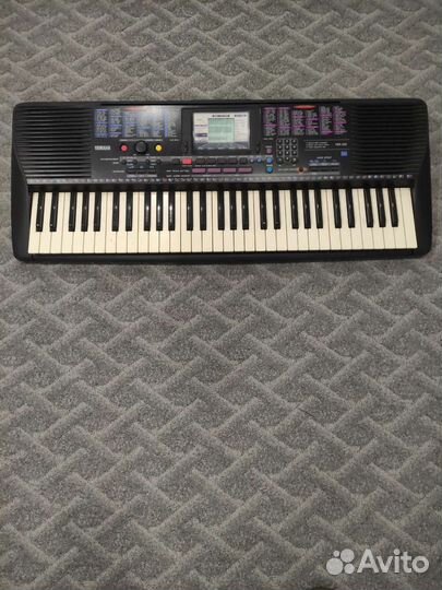 Синтезатор Yamaha PSR-220