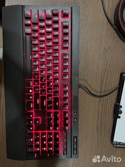 Игровая клавиатура corsair K68